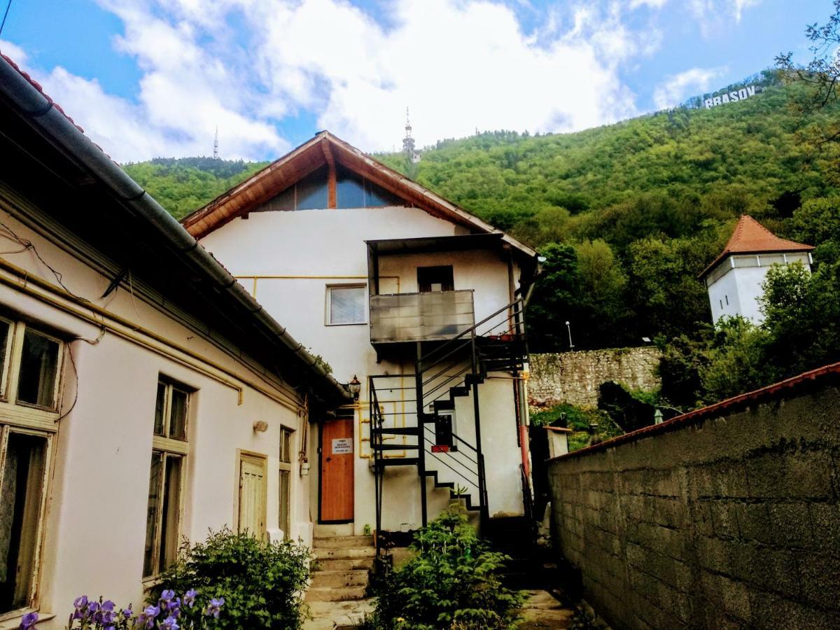 Hostel Downtown Brasov